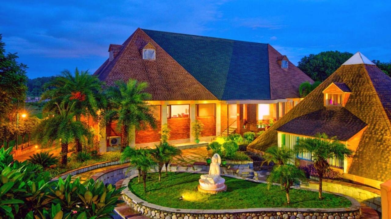 Pyramid Home Divine - A Wellness Resort Dehradun Exterior foto