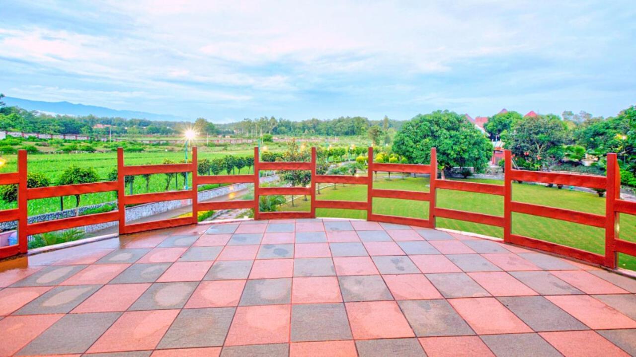 Pyramid Home Divine - A Wellness Resort Dehradun Exterior foto